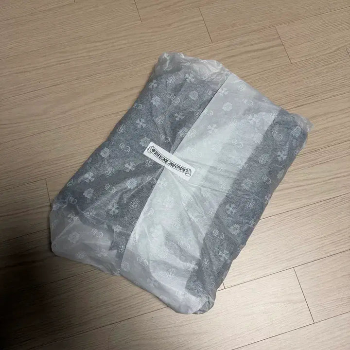 [BUNJANG] Chrome Hearts Leather Patch Paper Jam Sweatshirt / 크롬하츠 레더패치 페이퍼잼 맨투맨