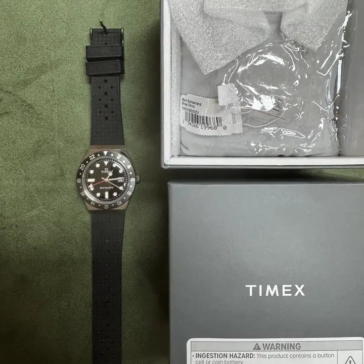 [BUNJANG] Timex Q Timex GMT 38mm Metallic Black Watch / 타이맥스 Q Timex GMT 38mm 메탈릭 블랙