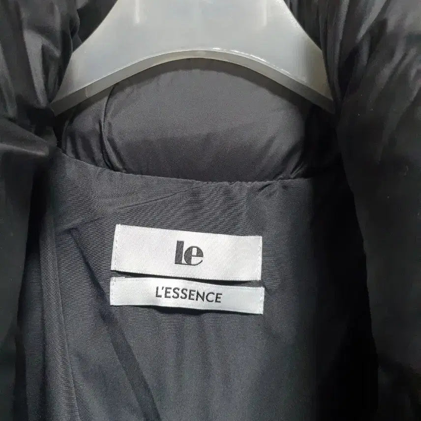 [BUNJANG] Le L'ESSENCE Waist String Point Down Padded Jacket / Le 허리 스트링 포인트 다운 패딩, Free