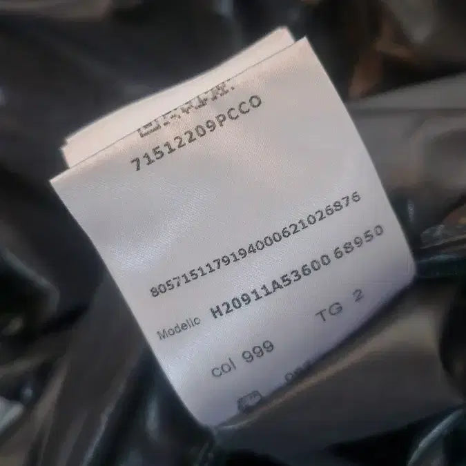 [BUNJANG] Moncler Maya Padded Jacket Size 2 / 몽클레어 마야 유광패딩 2번