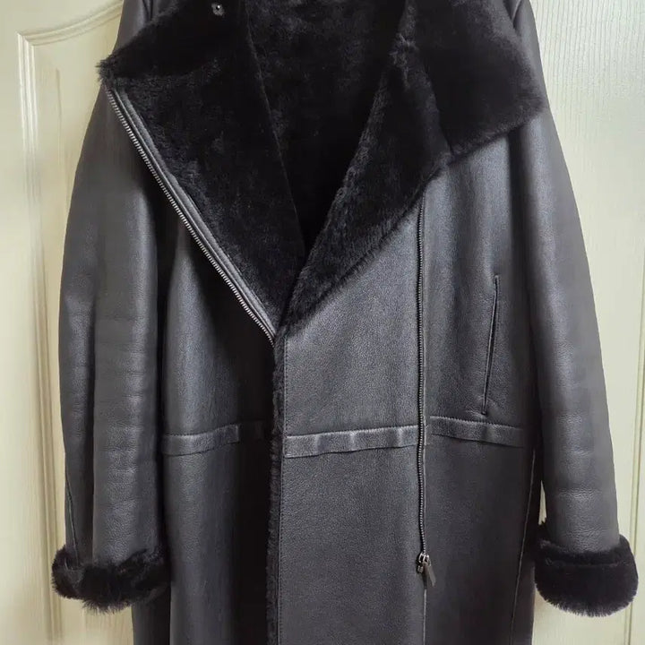 [BUNJANG] Guho Lambskin Mouton Coat / 구호 양가죽 무스탕 코트