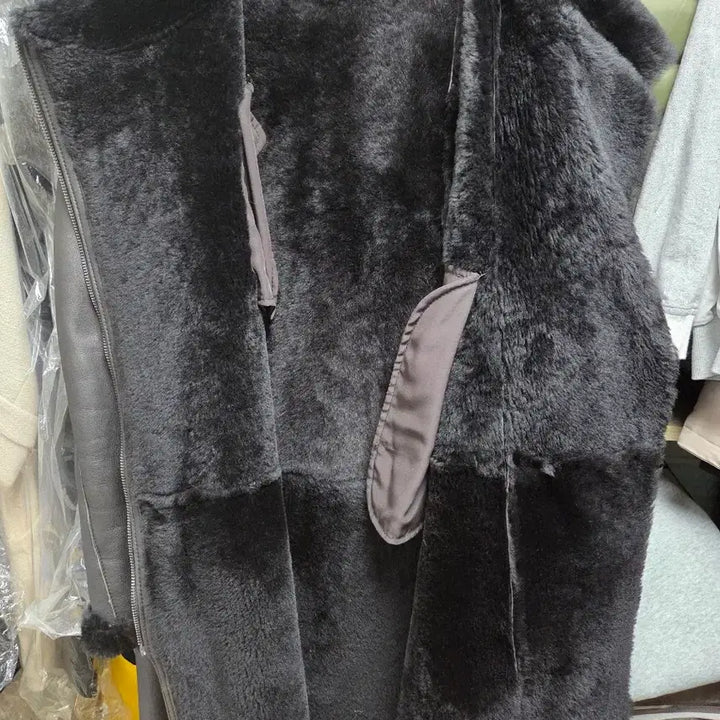 [BUNJANG] Guho Lambskin Mouton Coat / 구호 양가죽 무스탕 코트