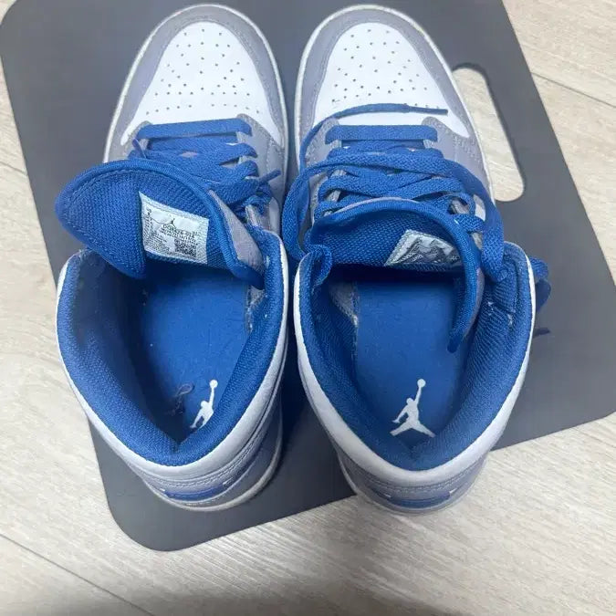 [BUNJANG] Nike Air Jordan 1 Low Blue/White Sneakers / 나이키 에어 조던 1 로우 블루/화이트