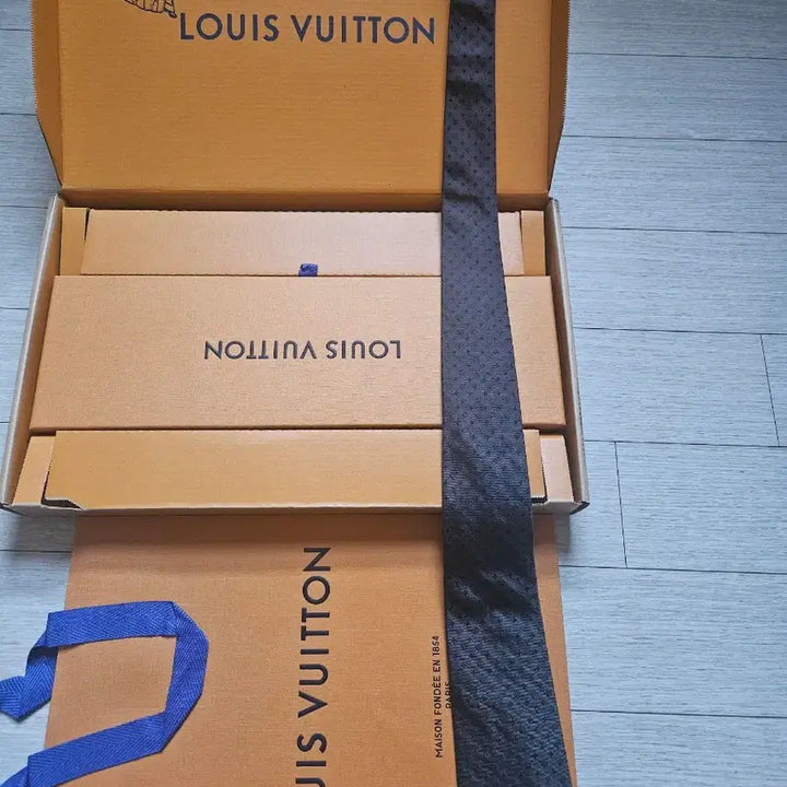 [BUNJANG] Louis Vuitton Silk Tie / 루이비통 넥타이 S급