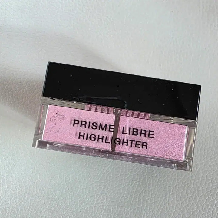 [BUNJANG] Givenchy Prisme Libre Highlighter N11 New / 지방시 2022 한정  프리즘 리브르 하이라이터 N11 새제품
