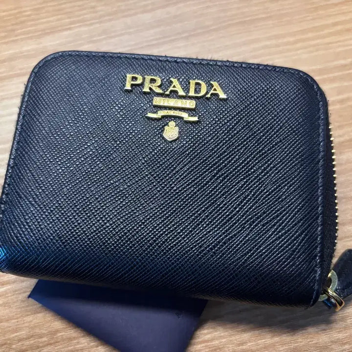 [BUNJANG] Prada Saffiano Logo Black Zip Wallet / 프라다 사피아노 로고 블랙 지퍼 반지갑