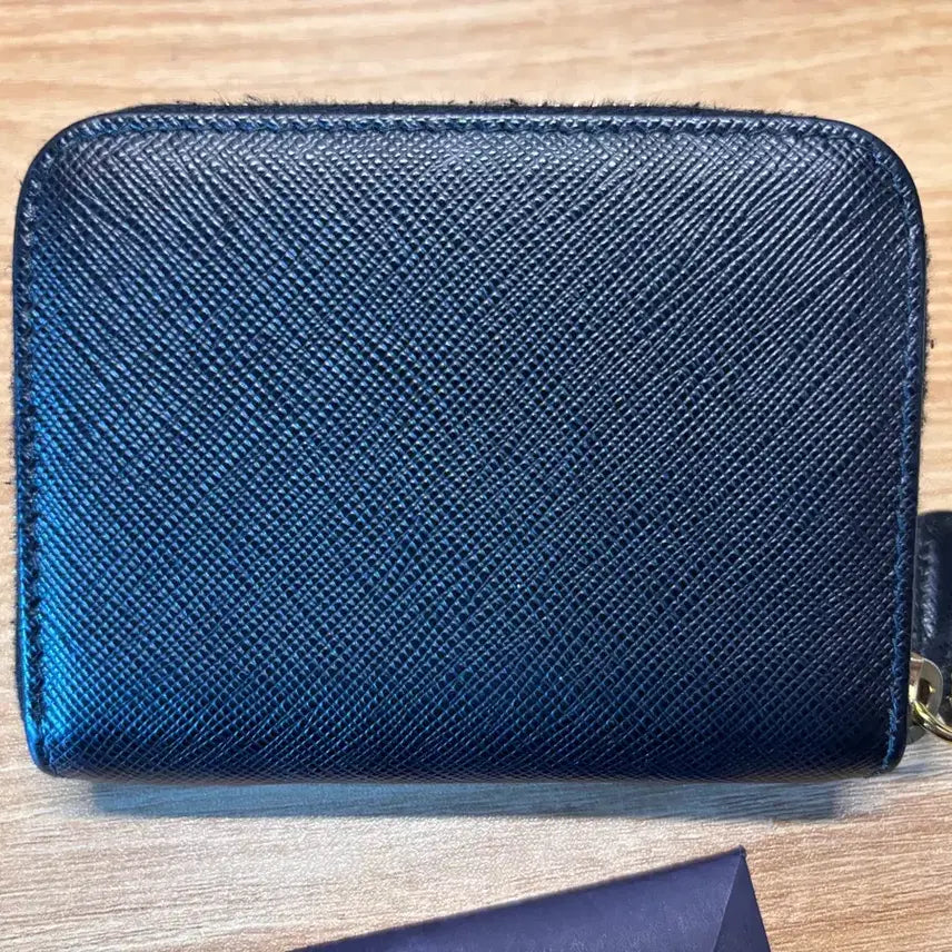 [BUNJANG] Prada Saffiano Logo Black Zip Wallet / 프라다 사피아노 로고 블랙 지퍼 반지갑