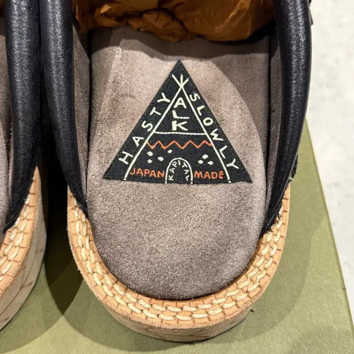 [BUNJANG] Kapital Pueblo Deer Skin Slipper / Kapital Pueblo Deer Skin Slipper, 1 size