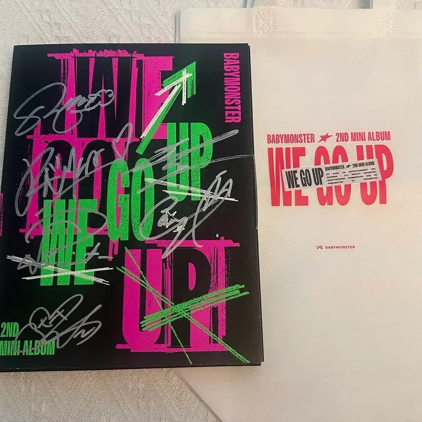 베이비몬스터(BabyMonster) 친필싸인앨범