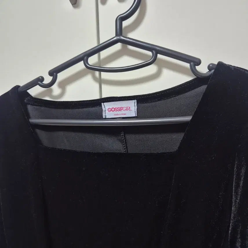 [SOLD OUT] 피소녀 블랙 벨벳 미니 원피스