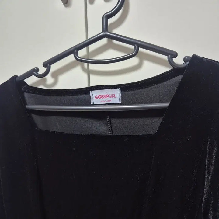 [SOLD OUT] 피소녀 블랙 벨벳 미니 원피스