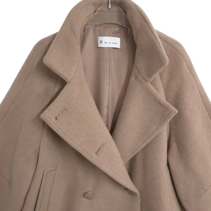 [BUNJANG] IT MICHAA Button Poncho Coat / 잇미샤(it MICHAA) 여성 가오리핏 울 버튼 판쵸 코트 66-77