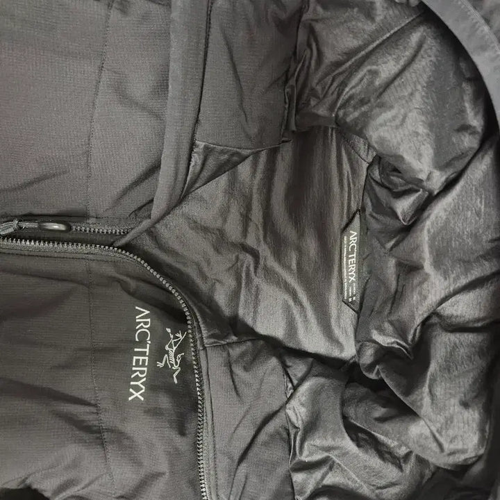 [BUNJANG] Arc'teryx Atom LT Hoody Black Women's M / 아크테릭스 아톰 LT 후디 블랙 여성 M (상태최상)
