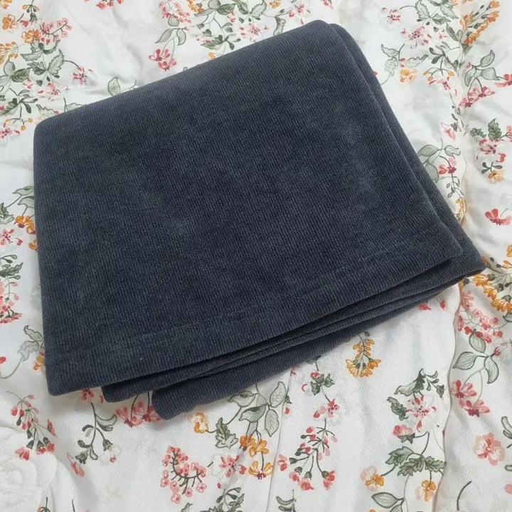 [BUNJANG] Slowand Daily Cheese Fleece-Lined Semi-Bootcut Deep Charcoal Basic / 새상품) 슬로우앤드 데일리치즈 융기모 세미부츠컷 딥챠콜 베이직