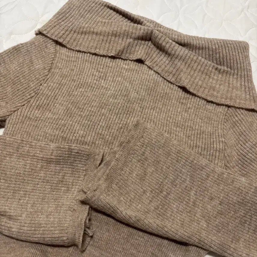 [BUNJANG] Off-Shoulder Ribbed Knit Top - Brown / 오프숄더 골지 니트 브라운