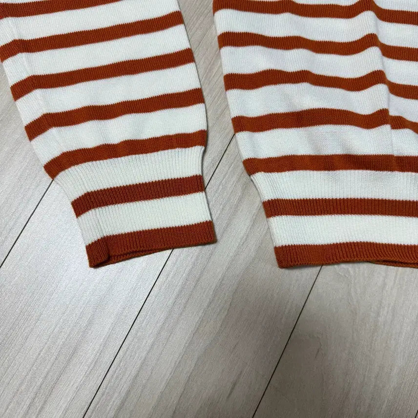 [BUNJANG] Maison Kitsune Striped Knit 002 / 메종키츠네 스트라이프 니트(002)