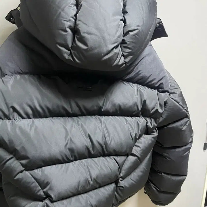 [BUNJANG] Elliot Emil Down Jacket / 엘리엇에밀 다운재킷