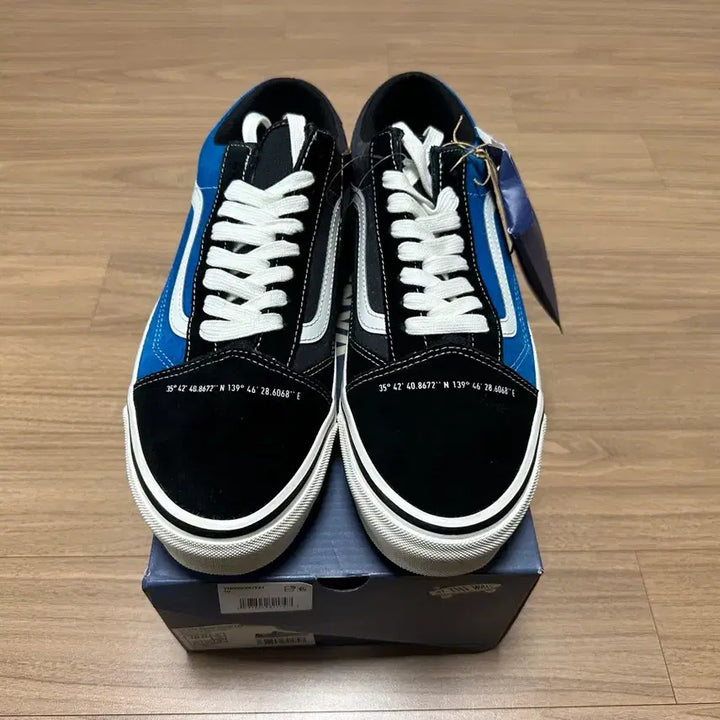 [BUNJANG] Vans Mita Sneakers Premium Old Skool Gore-Tex Black Blue 285 / 반스 미타 스니커즈 프리미엄 올드스쿨 고어텍스 블랙 블루 285