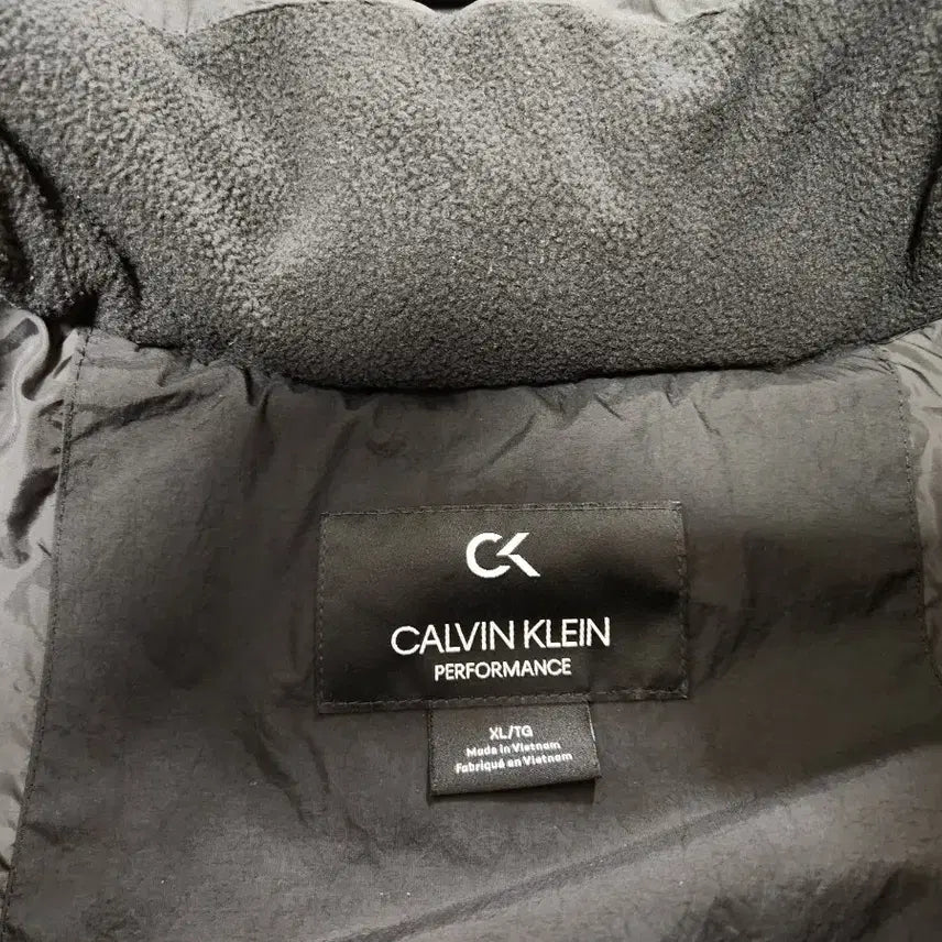 [BUNJANG] Calvin Klein Black Padded Jacket 105 / [최최종가][크린토피아 세탁완료]캘빈클라인 ck 블랙 패딩 점퍼 105호