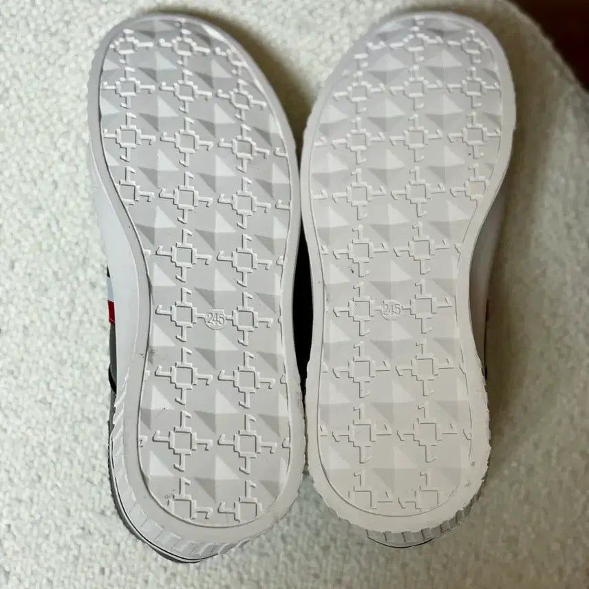 [BUNJANG] Henly Main Leather Sneakers / 헨리메인 소가죽 스니커즈 245 (새상품)