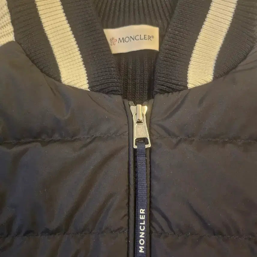 [BUNJANG] Moncler Knit Padded Jacket (M Size) / 몽클레어 니트 패딩 M사이즈 23-24시즌 정품