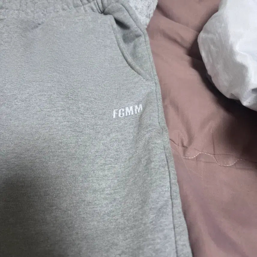 [BUNJANG] FGMM Gray Training Pants / FGMM 회색 트레이닝 바지