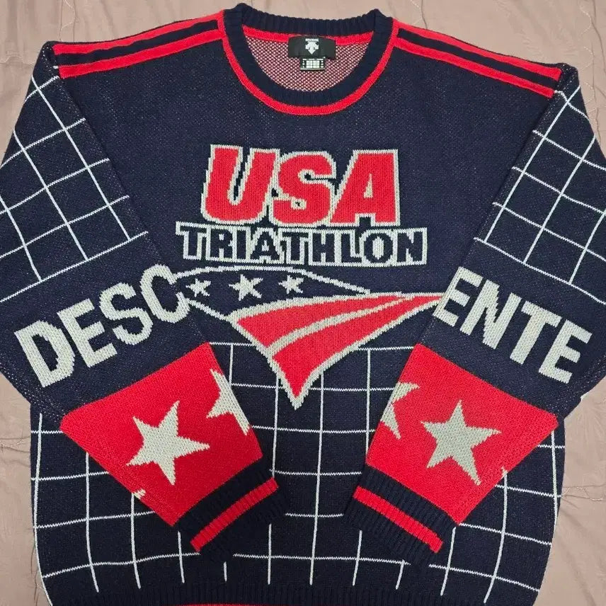 [BUNJANG] Descente USA Triathlon Knit Sweater / 데상트 USA 트라이애슬론 니트 스웨터