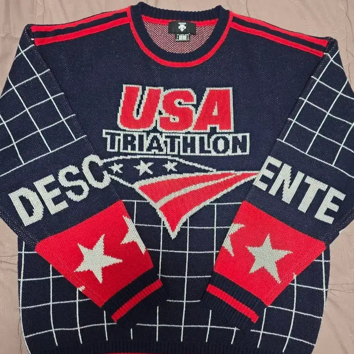 [BUNJANG] Descente USA Triathlon Knit Sweater / 데상트 USA 트라이애슬론 니트 스웨터