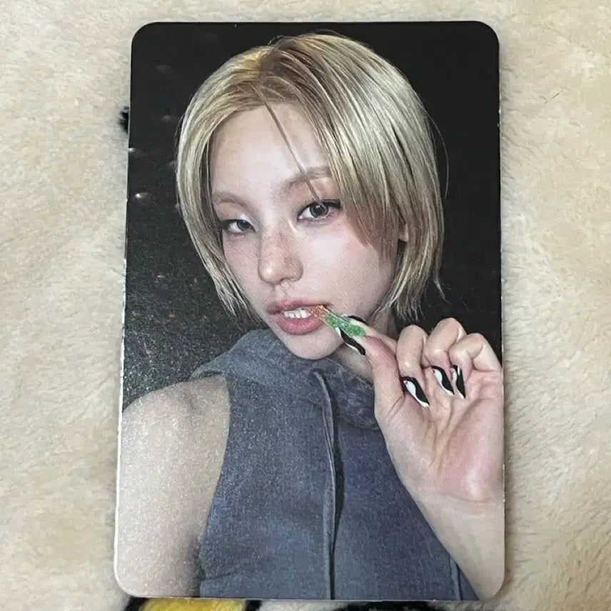 [양도] 있지(ITZY) 예지 터널비전 포카