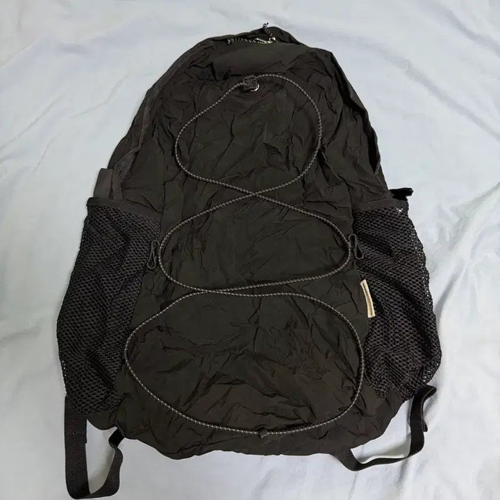 [BUNJANG] Enz and Minds Packable Backpack True Black / 엔즈앤드민스 패커블 백팩 트루 블랙 | 엔즈앤드민즈