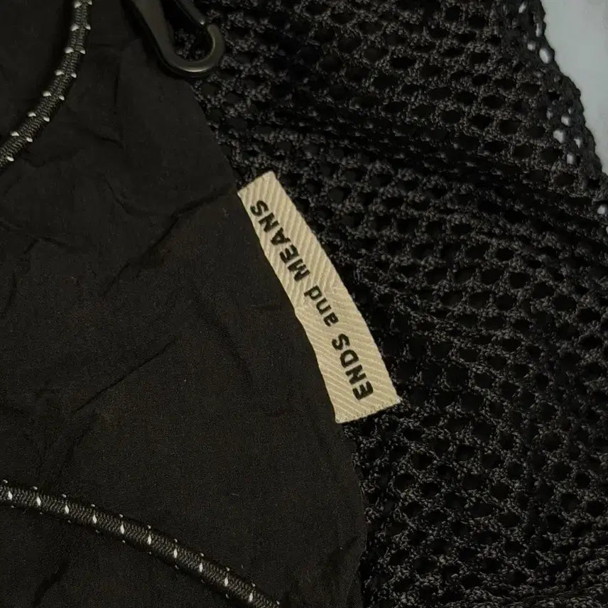 [BUNJANG] Enz and Minds Packable Backpack True Black / 엔즈앤드민스 패커블 백팩 트루 블랙 | 엔즈앤드민즈