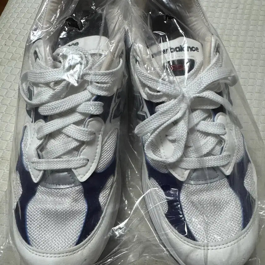 [BUNJANG] New Balance M992EC Sneakers / 뉴발란스 M992EC