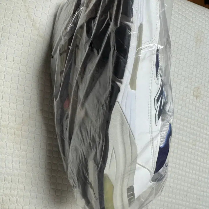 [BUNJANG] New Balance M992EC Sneakers / 뉴발란스 M992EC