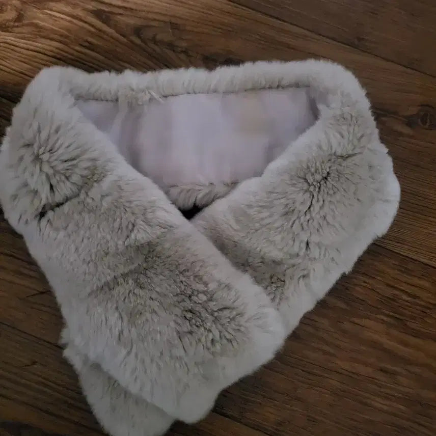 [BUNJANG] Kickers Rabbit Fur Scarf / 토끼털 목도리