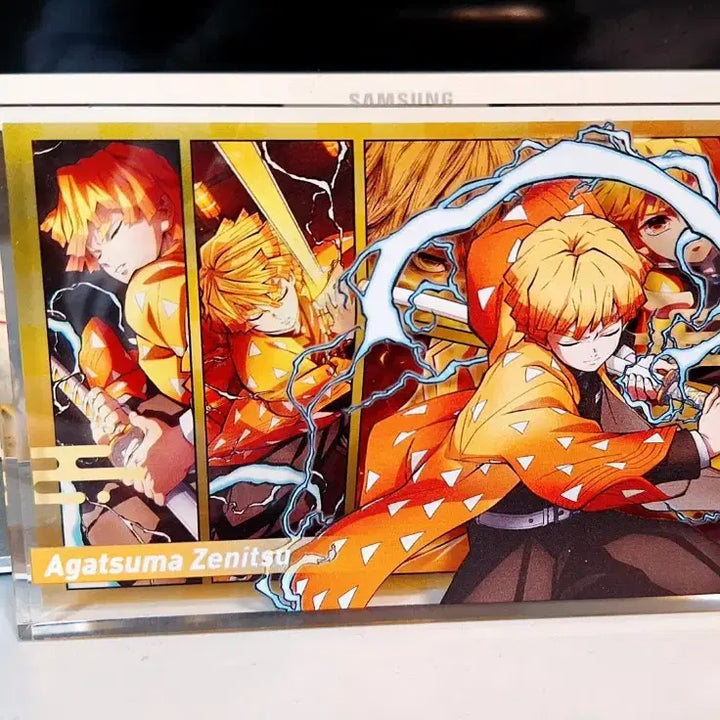 [BUNJANG] Demon Slayer Zenitsu Acrylic Block / 젠이츠 양면 아크릴블록