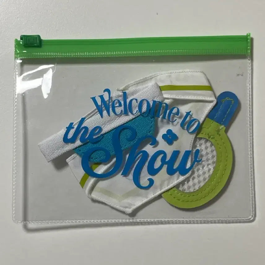 데이식스 쁘디멀즈 옷