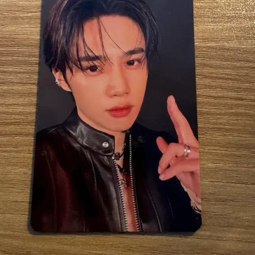 더보이즈  포카 zeneration 티셔츠 선우