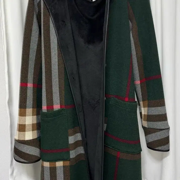 [BUNJANG] Unisex Check Pattern Hooded Long Coat / 체크패턴 후드 롱 코트