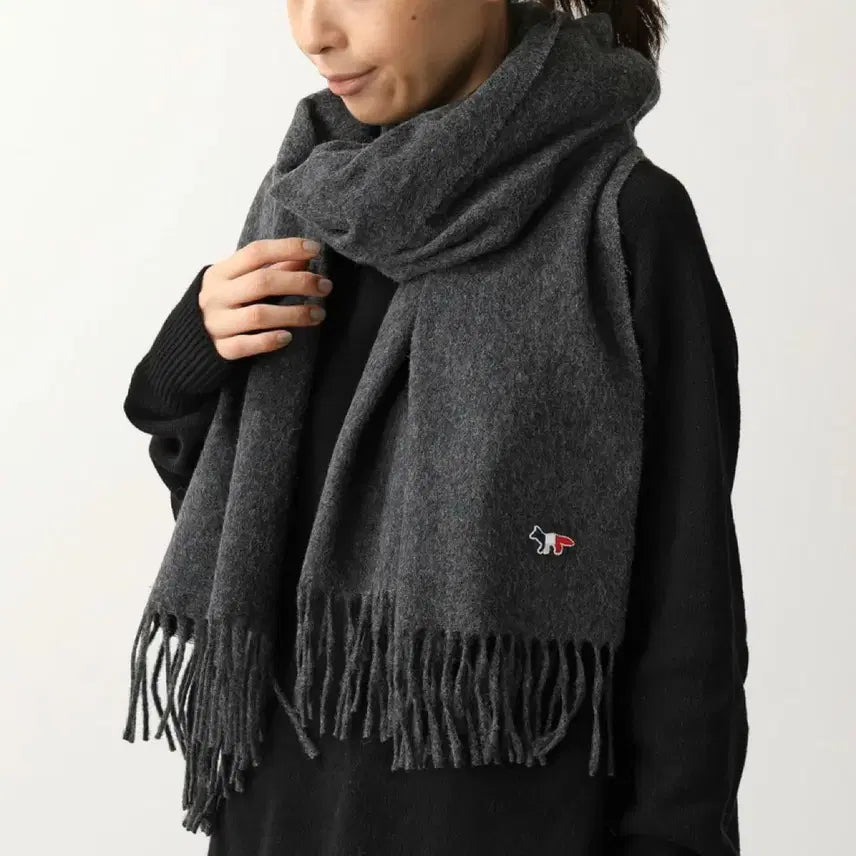 [BUNJANG] Maison Kitsune Fox Logo Navy Muffler / 메종키츠네 폭스 로고 네이비 머플러