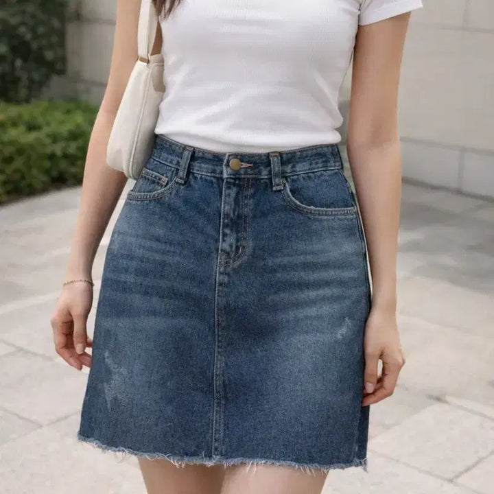 [BUNJANG] Light Wash Denim Midi Skirt Size L / 데님 연청치마 미디 스커트 L 사이즈 판매합니다.