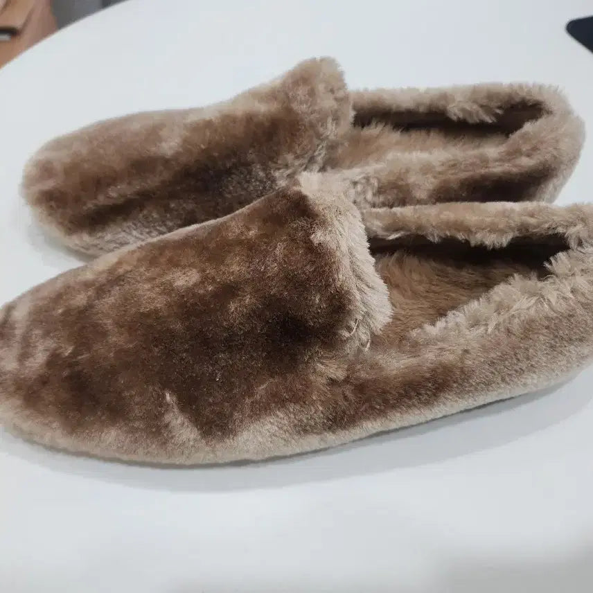 [BUNJANG] Brown Fur Slipper Mules / 새것))브라운 퍼 털 슬리퍼 뮬 로퍼 225-230