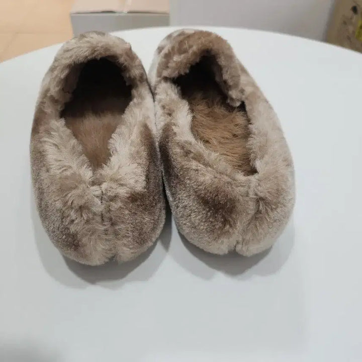 [BUNJANG] Brown Fur Slipper Mules / 새것))브라운 퍼 털 슬리퍼 뮬 로퍼 225-230