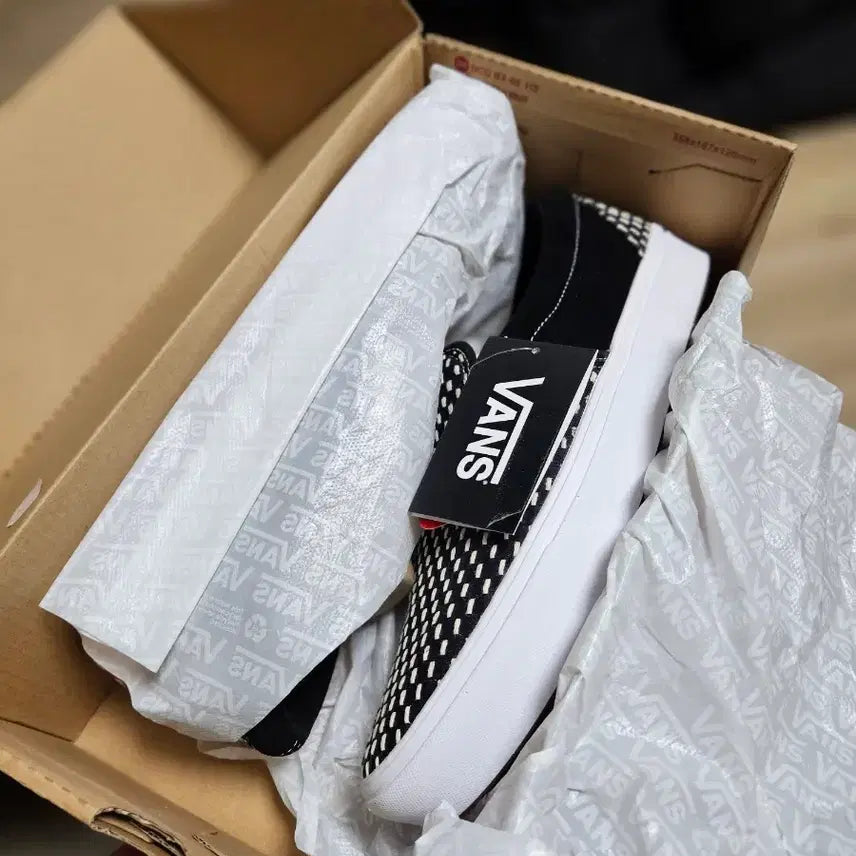 [BUNJANG] Vans Slip-On Black Dot Sneakers / 반스 슬립온 블랙 도트 새상품 검피쿠시