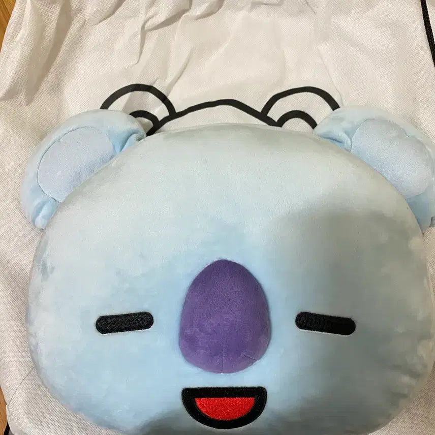 BT21 코야 얼굴 쿠션