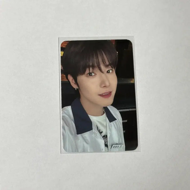 [BUNJANG] ONEWE Yonghoon Photocard / 원위 용훈 포카 포토카드 양도 onewe