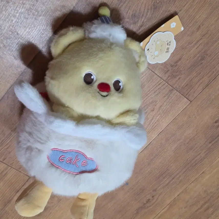 [BUNJANG] Teddy Bear Cake Doll / 케이크 곰돌이 인형 생일선물 기념일 남친여친