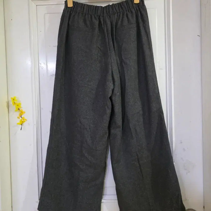 [BUNJANG] Wide Wool Slacks / 봄  무릎까지 안감있는  와이드  모직통바지   깨끗해요  28까지