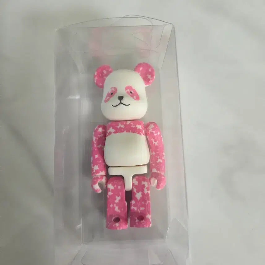 [BUNJANG] BABBI Sakura Panda Bearbrick 100% Figure / 베어브릭 100% 곧봄이옵니다. babbi 사쿠라 팬더 개봉팝니다.