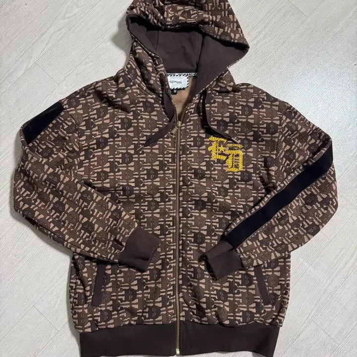 [BUNJANG] Ed Hardy Training Suit Set / Ed Hardy 에드하디 트레이닝복 세트 새상품