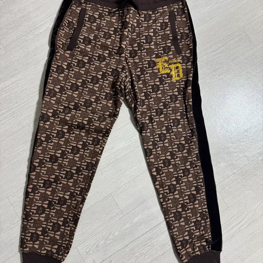 [BUNJANG] Ed Hardy Training Suit Set / Ed Hardy 에드하디 트레이닝복 세트 새상품